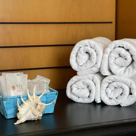 Hotel Orlov リミニ エクステリア 写真